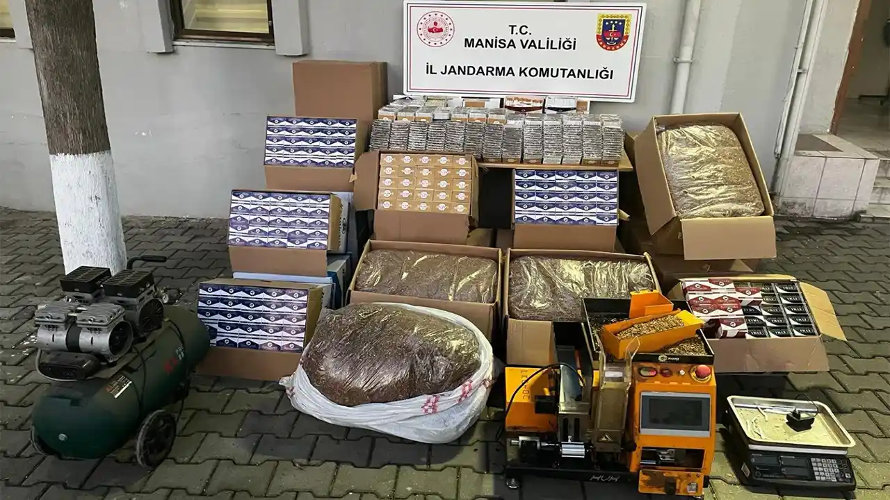 Yunusemre'de kaçak tütün ele geçirildi