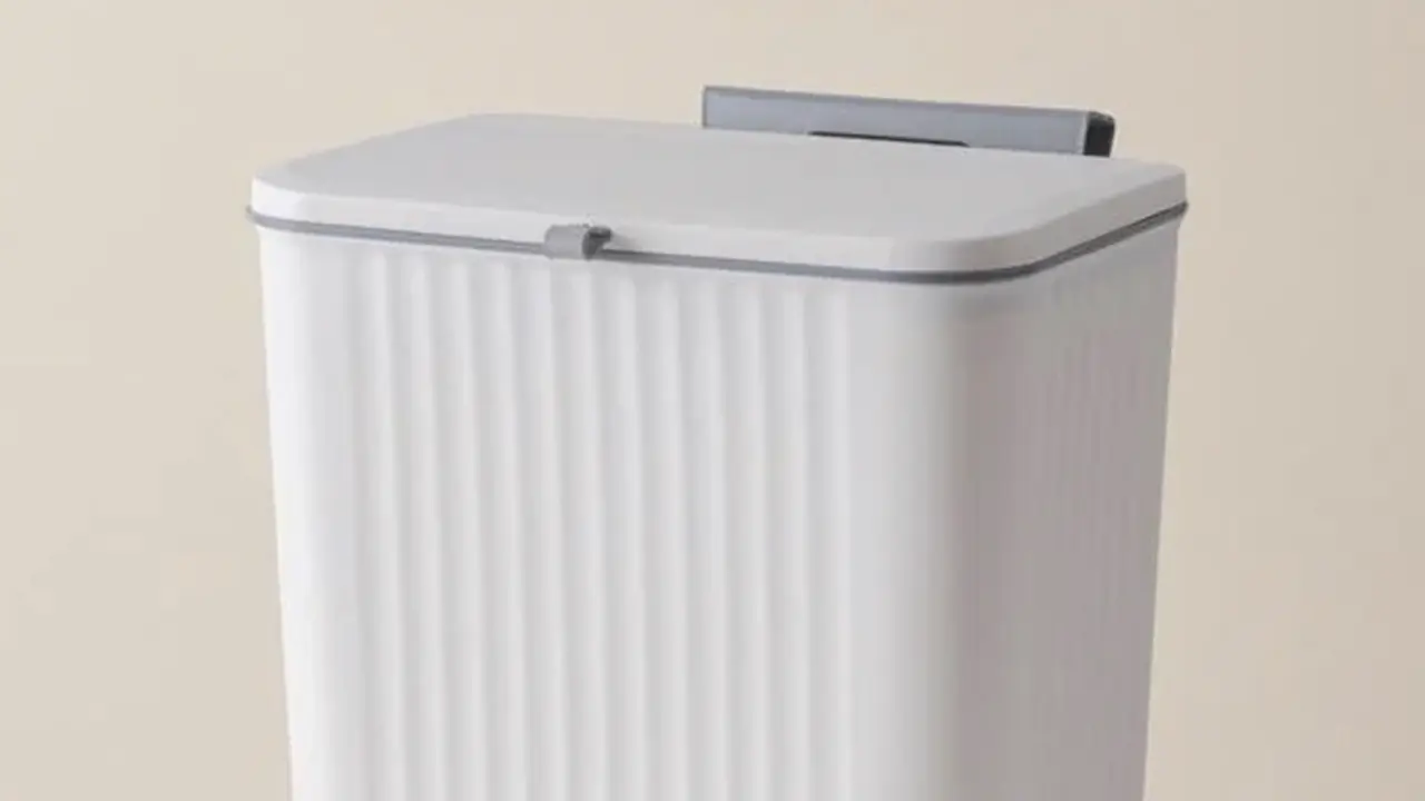 Banyonuzu Daha Şık ve Hijyenik Hale Getirecek Banyo Çöp Kovası Seçimi