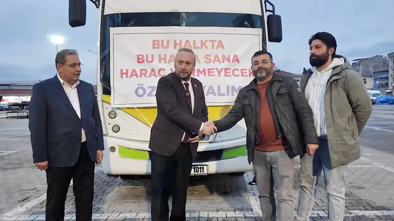 Uşak'ta Kartlı Sistem Grevi Bitti: Barış Çubuğu İçildi