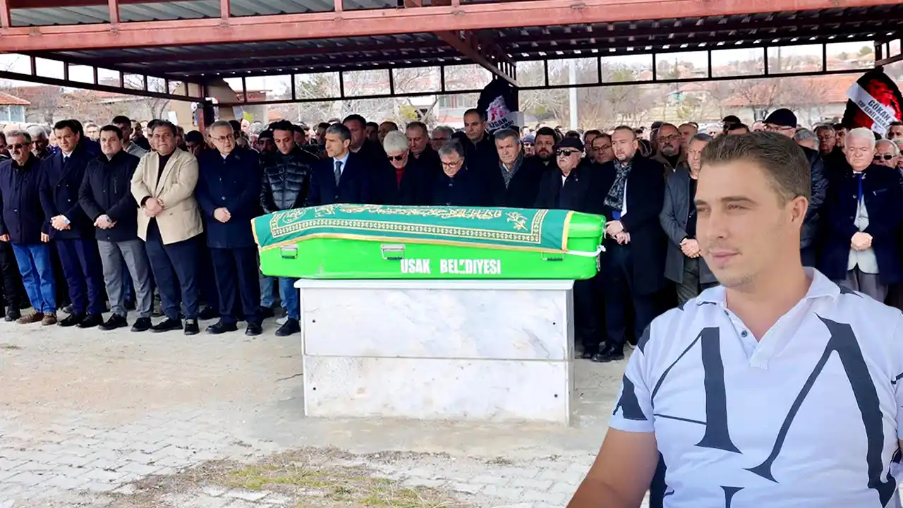 Kazada Ölen Meclis Üyesinin Oğlu Toprağa Verildi