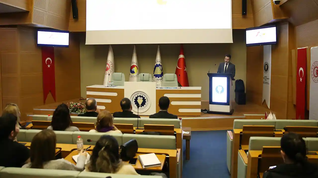Manisa Ticaret ve Sanayi Odası üyelerine e-ticaret ve e-ihracat anlatıldı