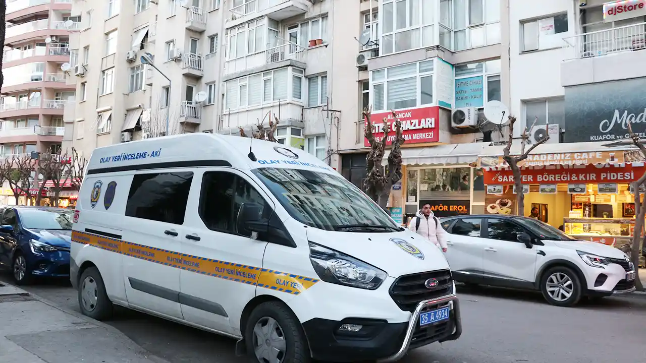İzmir'de tartıştığı kişiyi silahla vurarak ağır yaralayan zanlı yakalandı