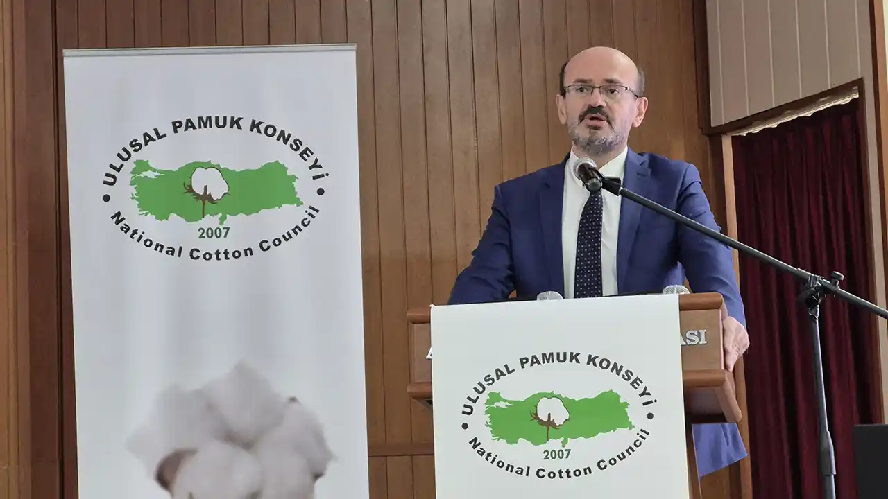 Aydın'da 7. Ulusal Pamuk Zirvesi düzenlendi