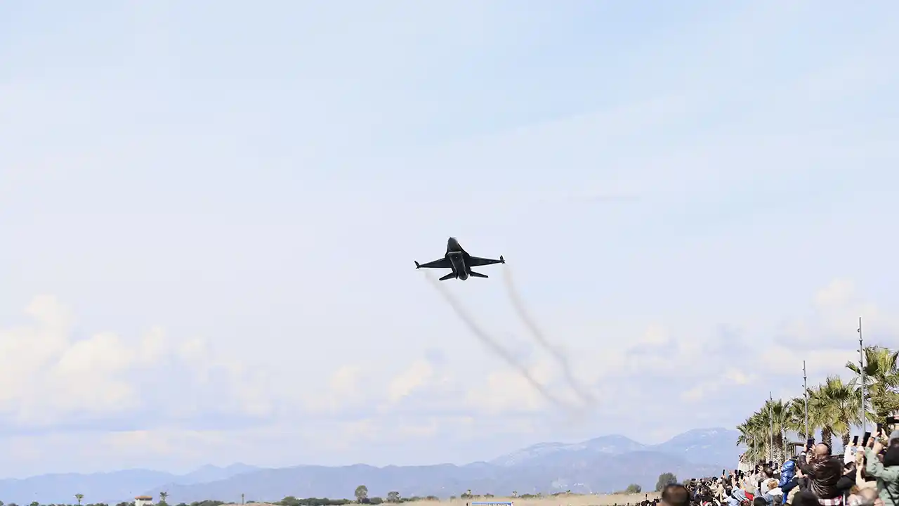 Tayyareci Fethi Bey isminin verildiği Fethiye'de anıldı
