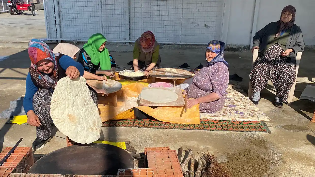 Manisalı kadınların ramazan hazırlıkları sürüyor