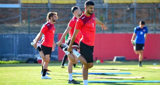 UŞAKSPOR ADIYAMAN DEPLASMANINDA 3 PUAN PEŞİNDE