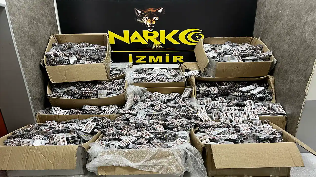 İzmir'de evinde sentetik ecza hapı ele geçirilen zanlı tutuklandı