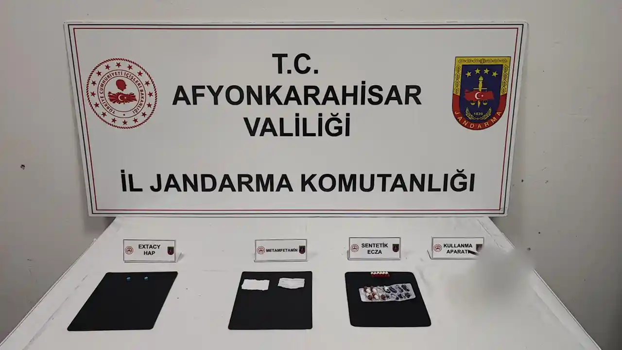 Afyonkarahisar'da uyuşturucu operasyonunda 4 şüpheli yakalandı