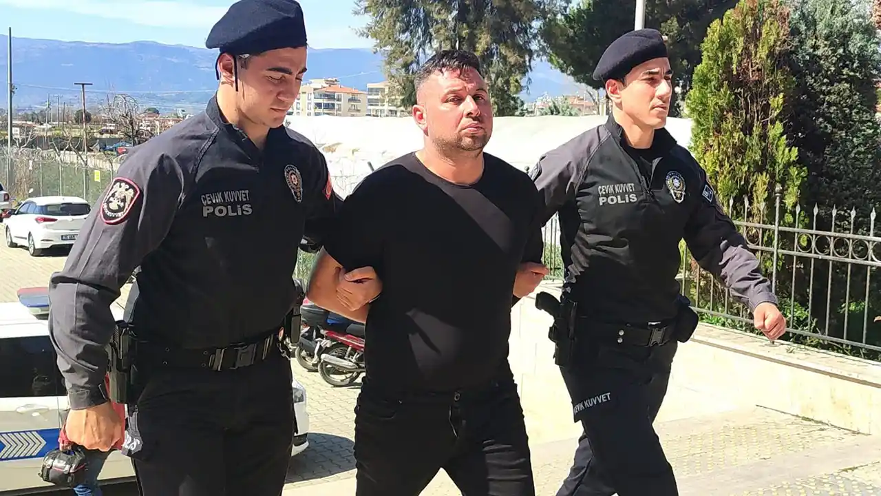 İzmir'de eski sevgilisinin darbettiği kadın öldü