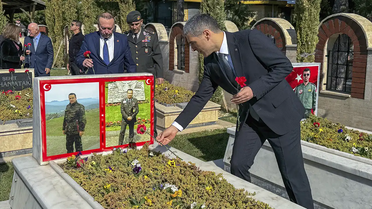 Uşak'ta Çanakkale Deniz Zaferi'nin 110. yıl dönümü anıldı