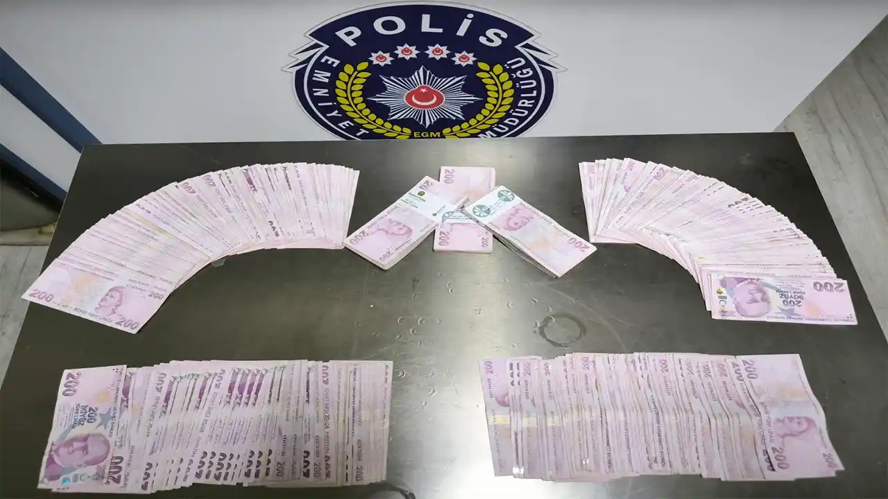 Afyonkarahisar'da horoz dövüşüyle bahis oynayan 36 şüpheli yakalandı