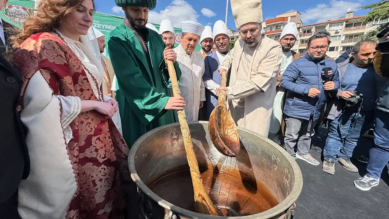 Uluslararası Manisa Mesir Macunu Festivali başladı