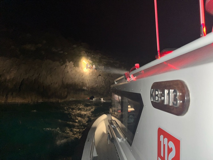 Muğla'da 14 düzensiz göçmen kurtarıldı