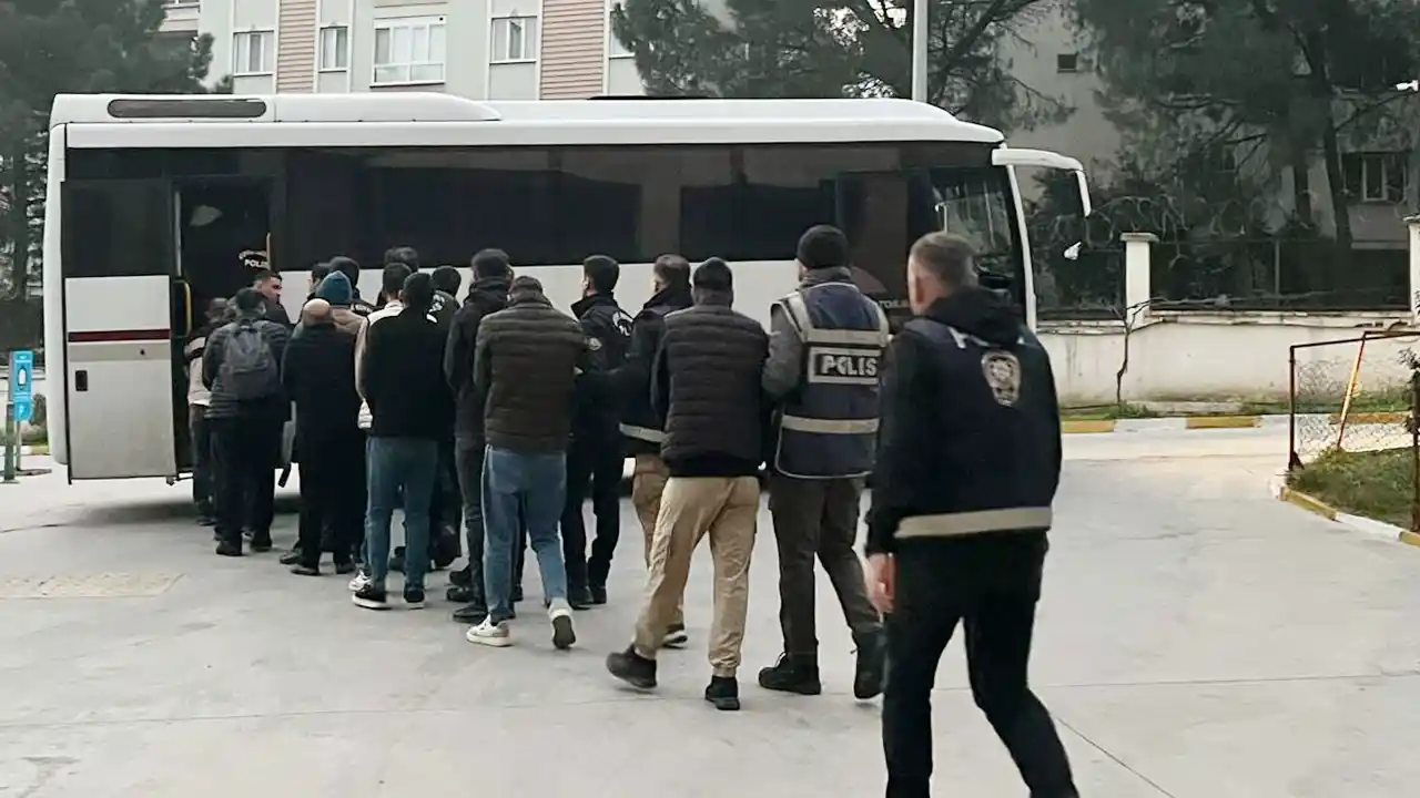 Siber Dolandırıcılık Operasyonunda 3 Kişi Tutuklandı