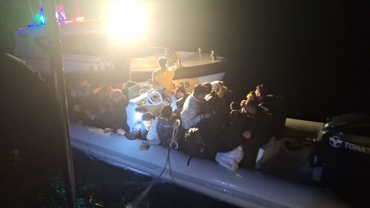 Bodrum açıklarında 33 düzensiz göçmen yakalandı