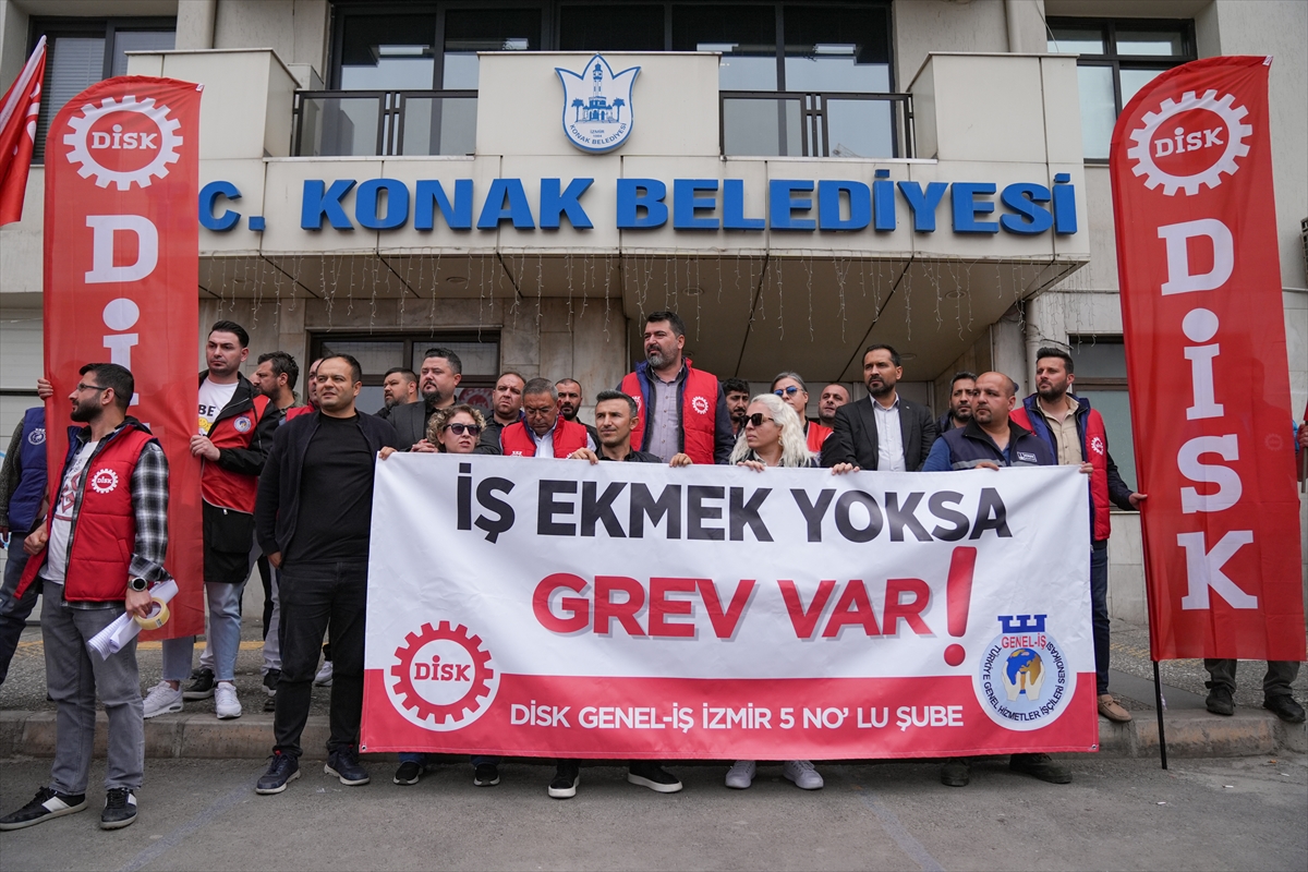 İzmir'de üç belediyeye grev kararı asıldı
