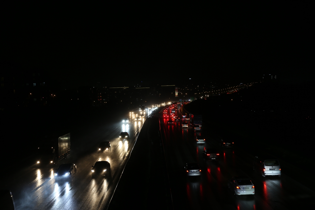 İstanbul-İzmir Otoyolu'nda bayram tatili dolayısıyla yoğunluk başladı