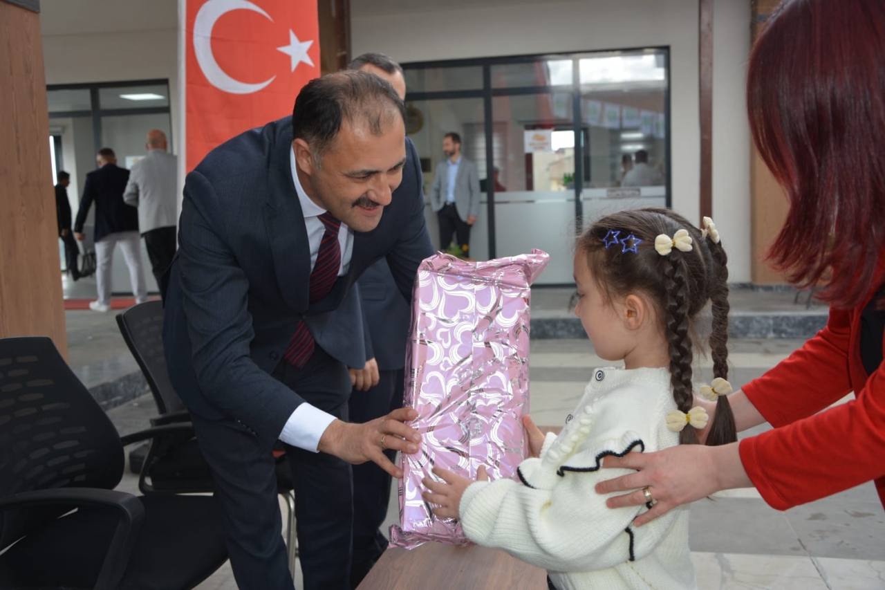 Demirci'de bayramlaşma programı yapıldı
