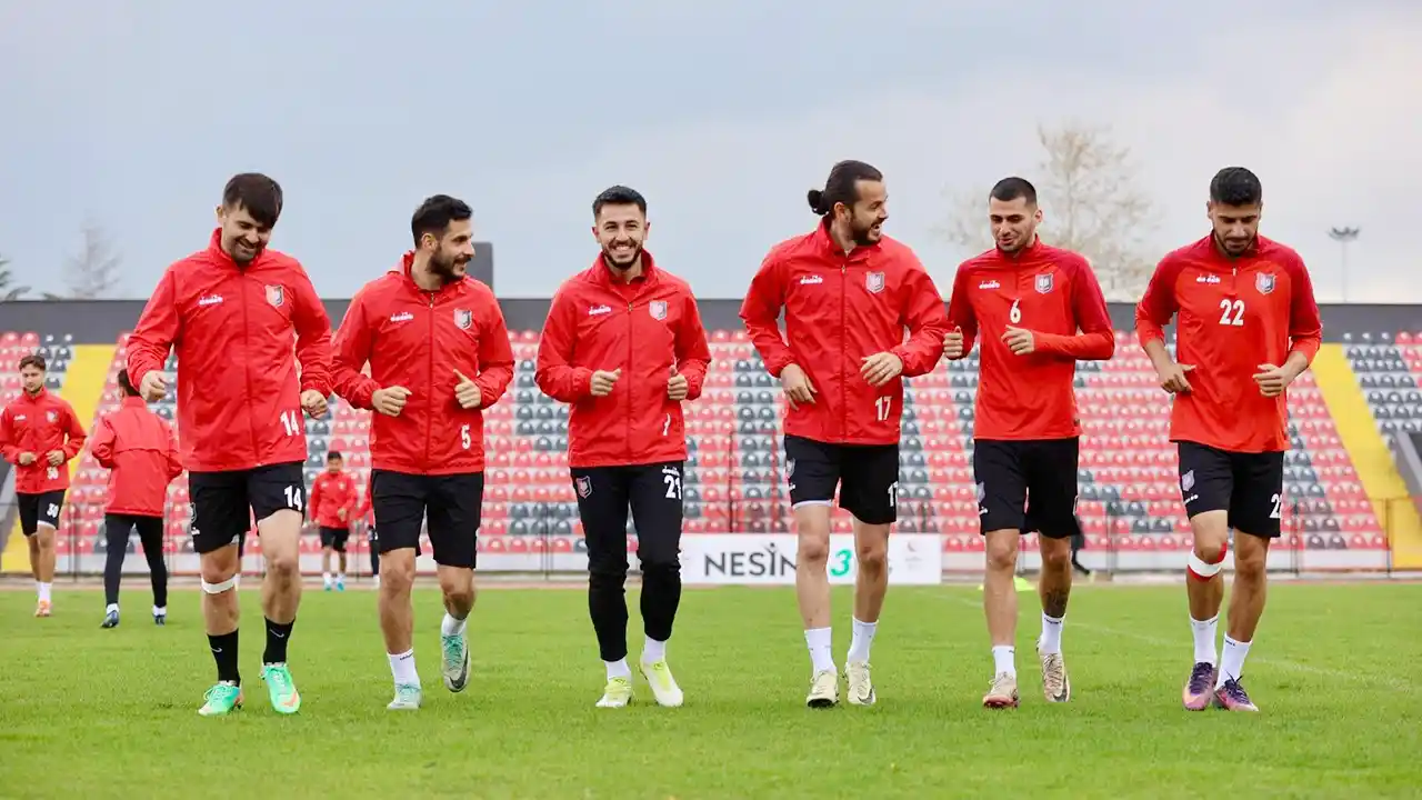 Uşakspor, Lider Muğlaspor’u Ağırlıyor: Kritik Maç Yarın!