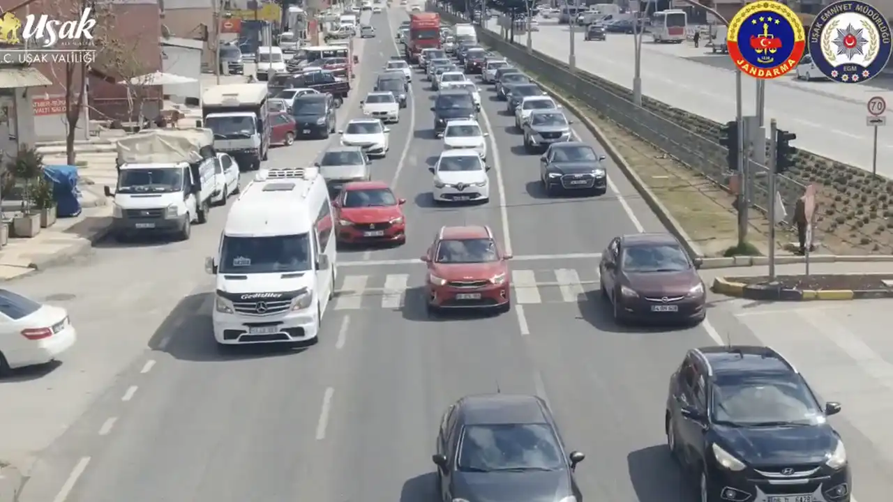 Uşak’ta Bayram Dönüşü Trafik Yoğunluğu: Denetimler Sıkılaştırıldı!