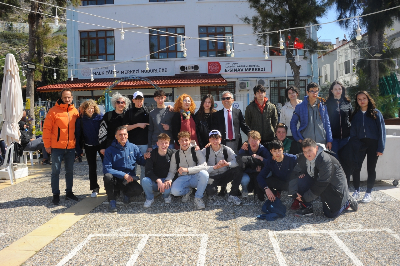 Hollandalı öğrenciler Çeşme'deki akranlarına misafiri oldu