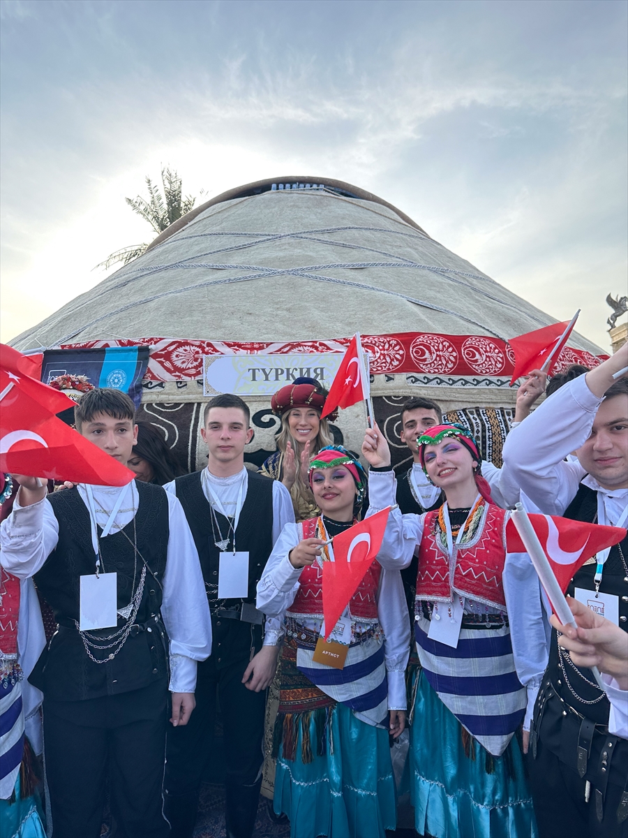 İzmir Olgunlaşma Enstitüsünden "Türk Dünyası Kültür Başkenti" Aktau'da sergi