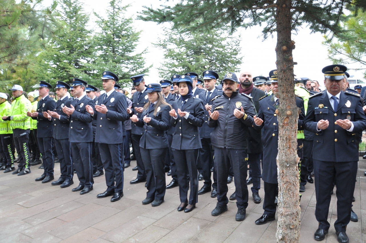 Kütahya'da Polis Şehitliği'nde tören düzenlendi