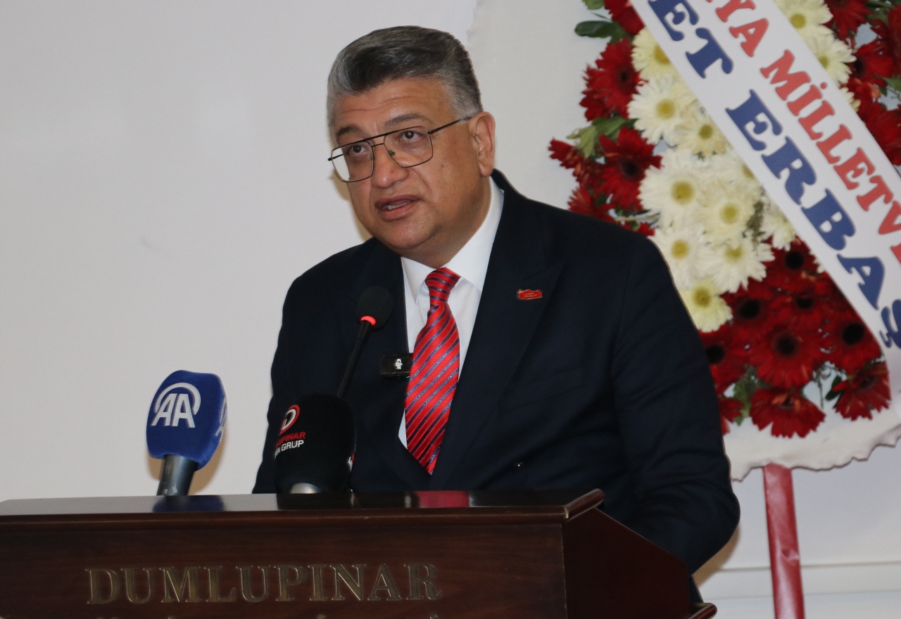 Kütahya'da "Anadolu'da İlk Bilimler Ansiklopedisi Sempozyumu" düzenlendi