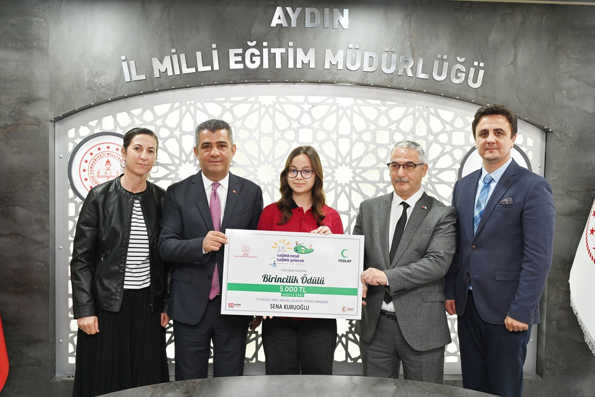 Aydın'da Sağlıklı Nesil Sağlıklı Gelecek Yetenek Yarışması birincileri ödülünü aldı