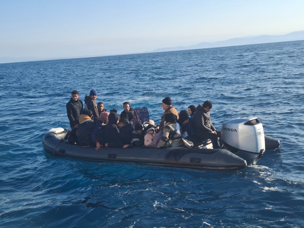 Bodrum açıklarında 26 düzensiz göçmen yakalandı