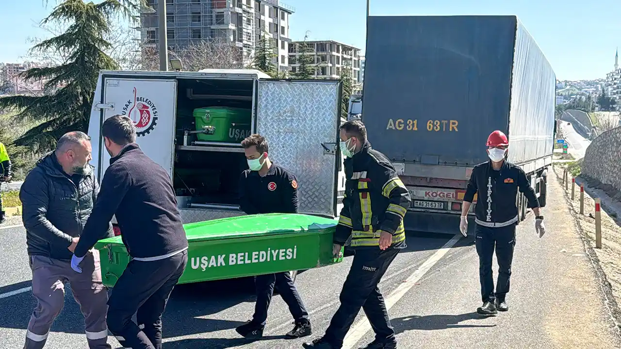 Tırın Altında Kalan Motosiklet Sürücüsü Öldü