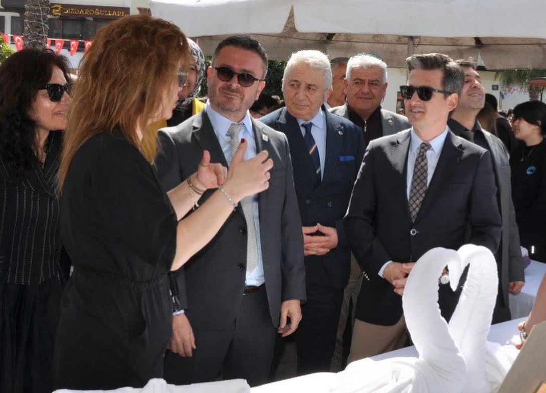 Çeşme'de Turizm Haftası kutlandı
