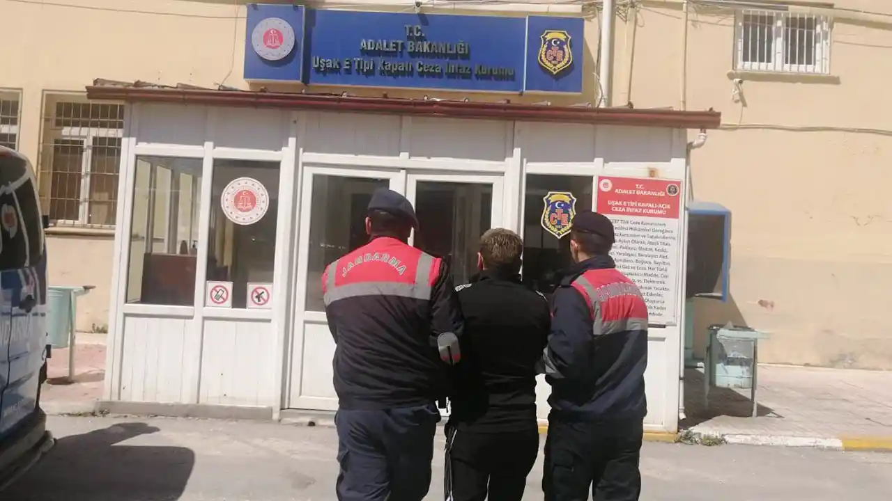 Uşak’ta Yakalanan 19 Firari'den 10’u Tutuklandı
