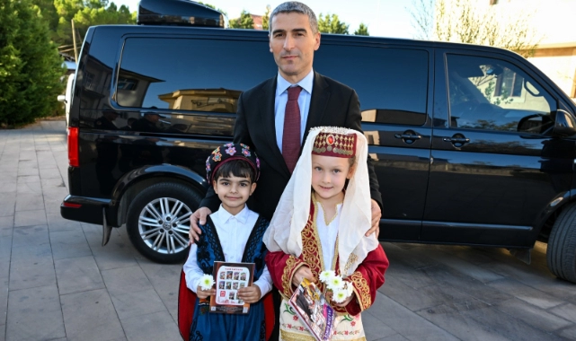 Uşak Valisi Aktaş'tan 23 Nisan mesajı