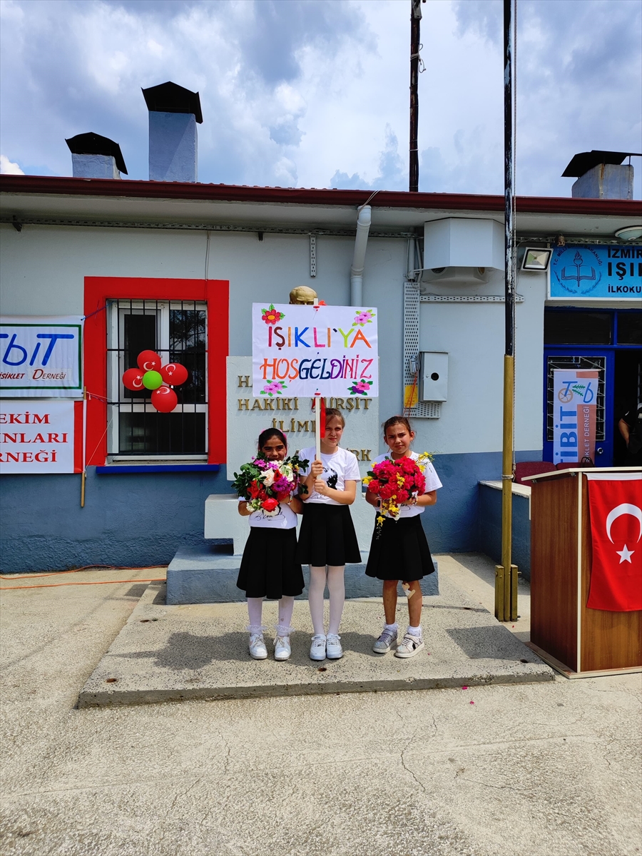Tire'de "Heybemde Kitap Var" etkinliği düzenlendi