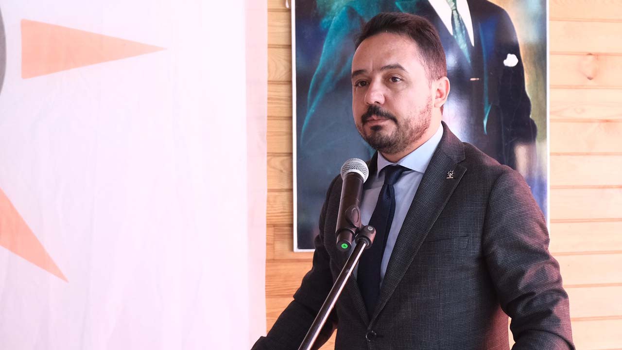 Yaşar: "Belediyeniz Sözlerini Tutmuyor, Neredesiniz Sayın Karaoba?"