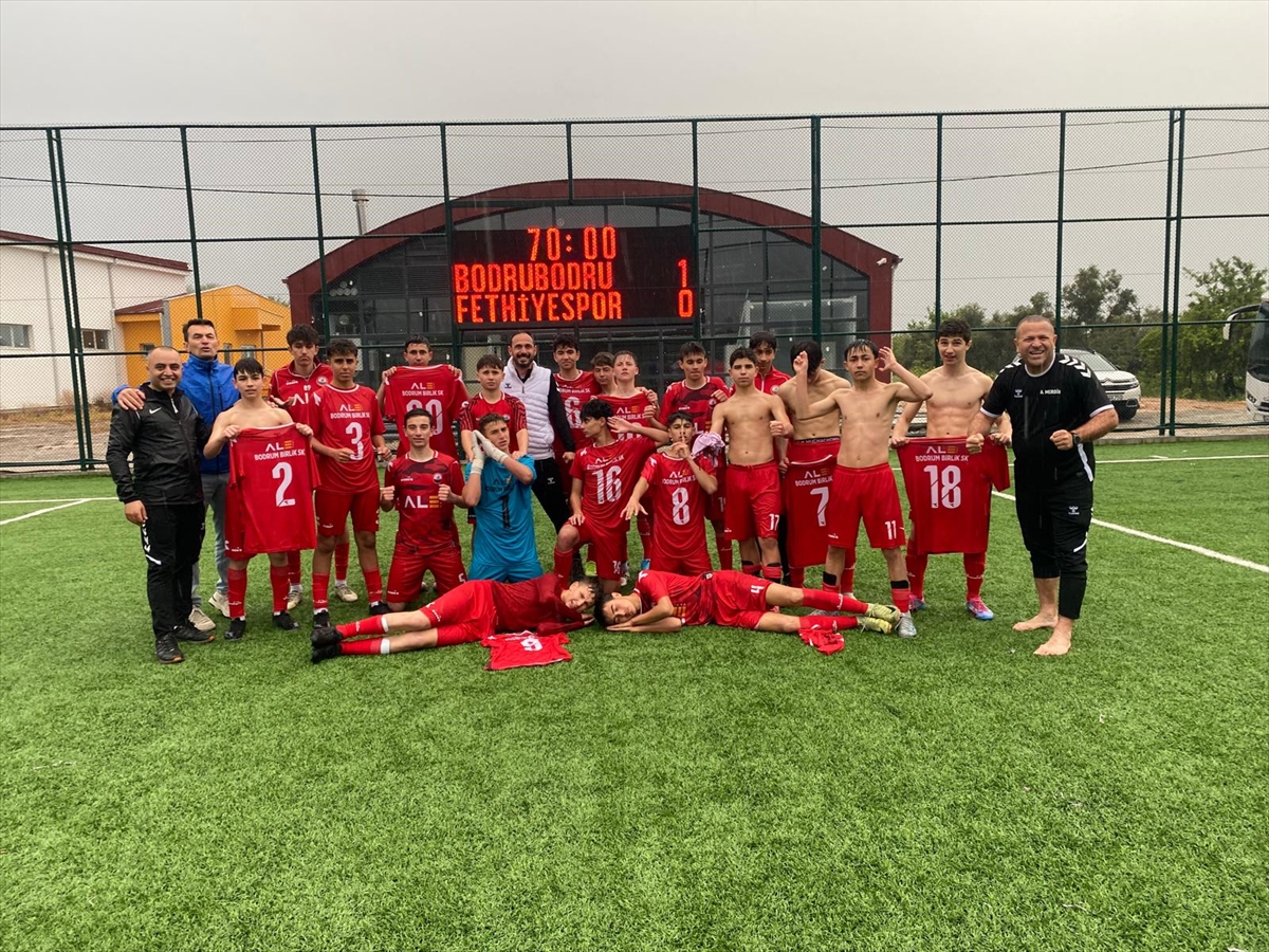 Bodrum Birlikspor U-15 futbol takımı, Türkiye Şampiyonluğu için ter dökecek