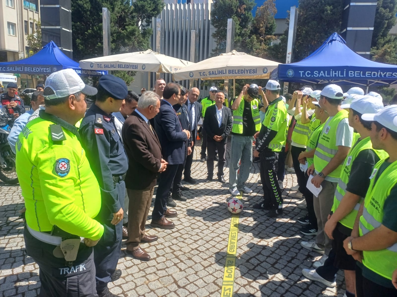 Salihli'de Trafik Haftası etkinliği düzenlendi
