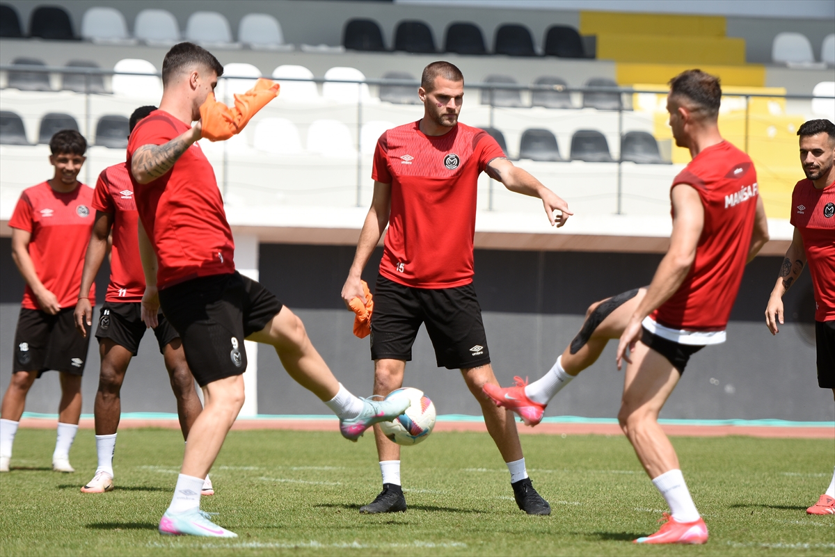 Manisa FK, Ümraniyespor maçının hazırlıklarını sürdürdü