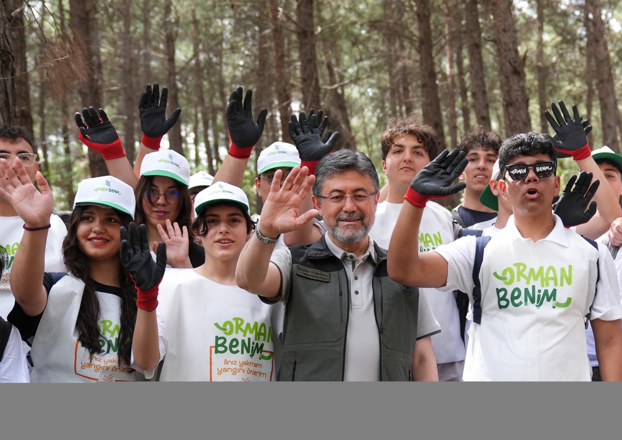 Bakan Yumaklı, İzmir'de "Orman Benim" kampanyasında konuştu: