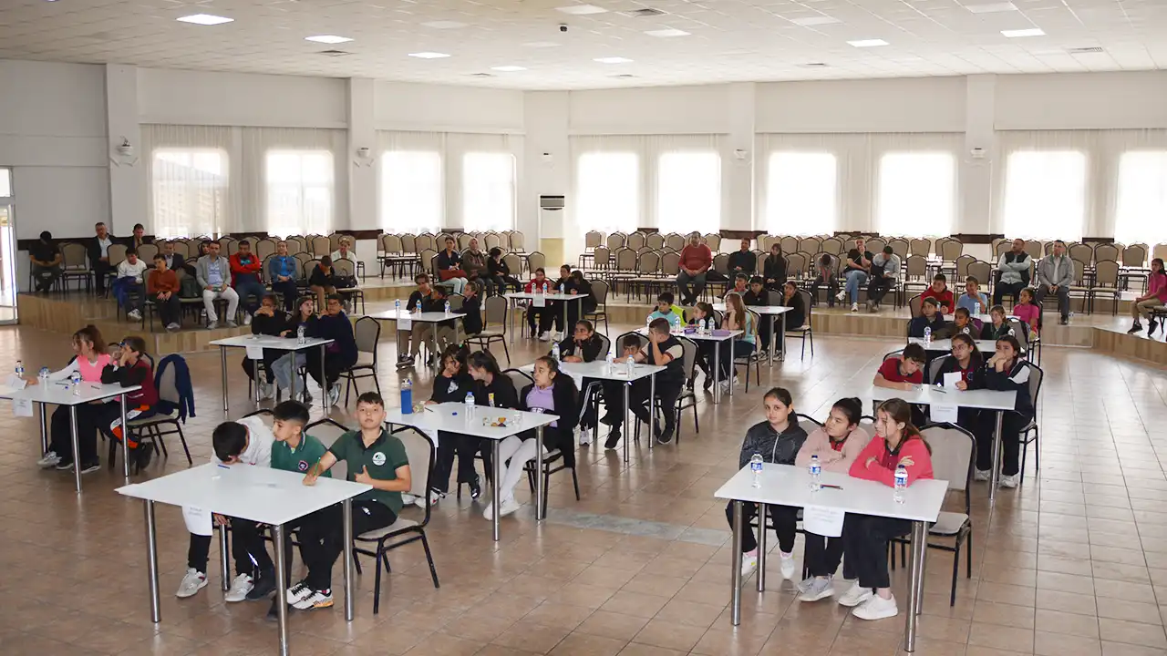 Banaz'da Bilgi Yarışması Büyük İlgi Gördü