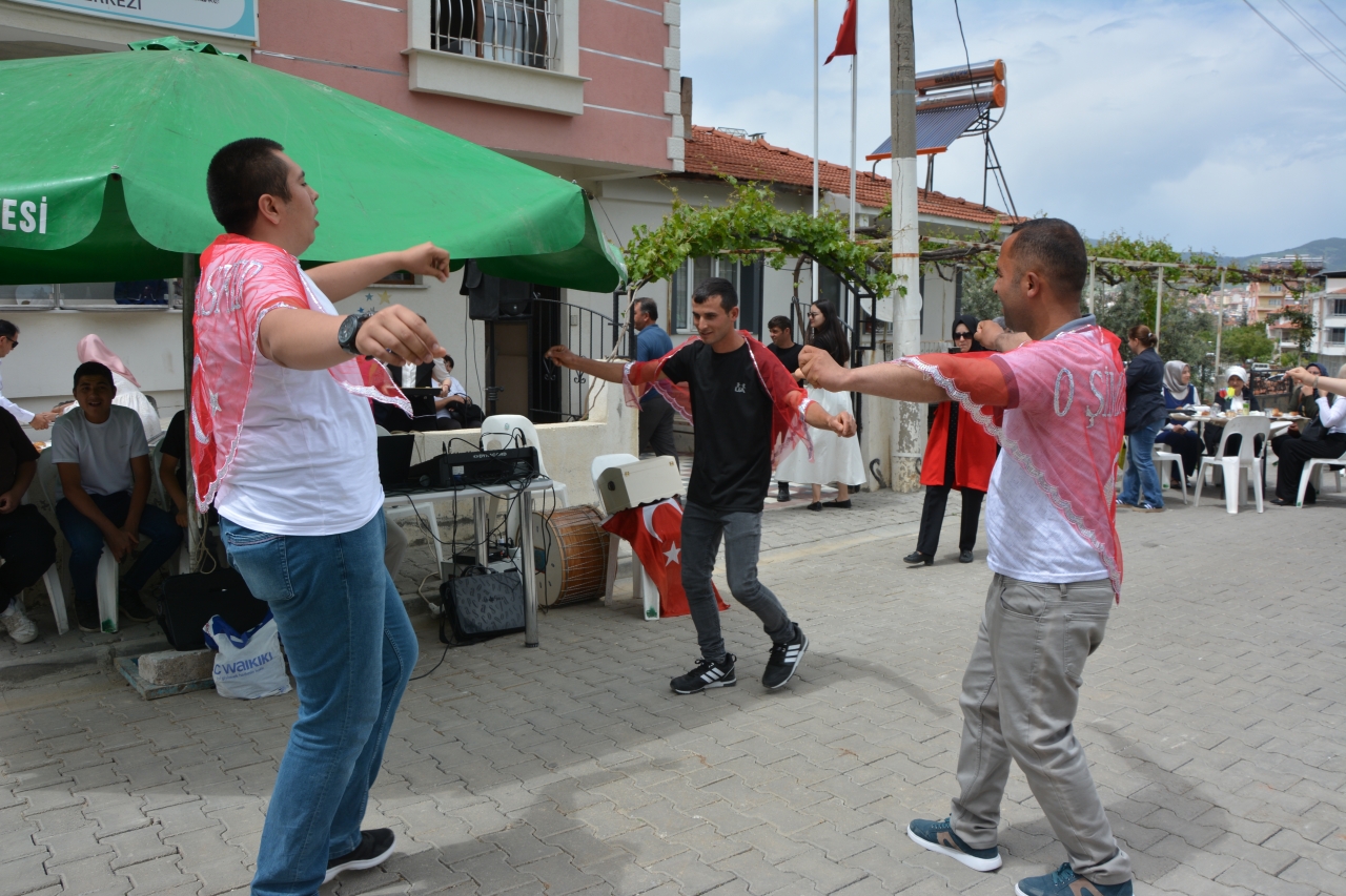 Manisa'da engelli gençler için temsili asker eğlencesi düzenlendi