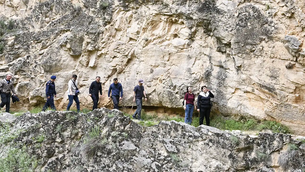 Uşak’ın Gizli Hazinelerine Yön Tabelası Geldi: Artık Kaybolmak Yok!