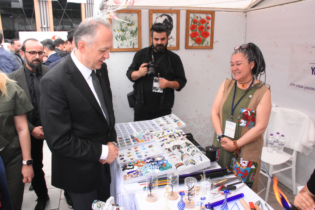 Afyonkarahisar'da "Yaşayan Miras Festivali"nin açılışı yapıldı