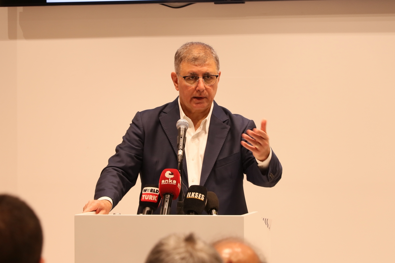 İzmir Büyükşehir Belediye Başkanı Tugay'dan, Tunç Soyer'e "TİS" tepkisi