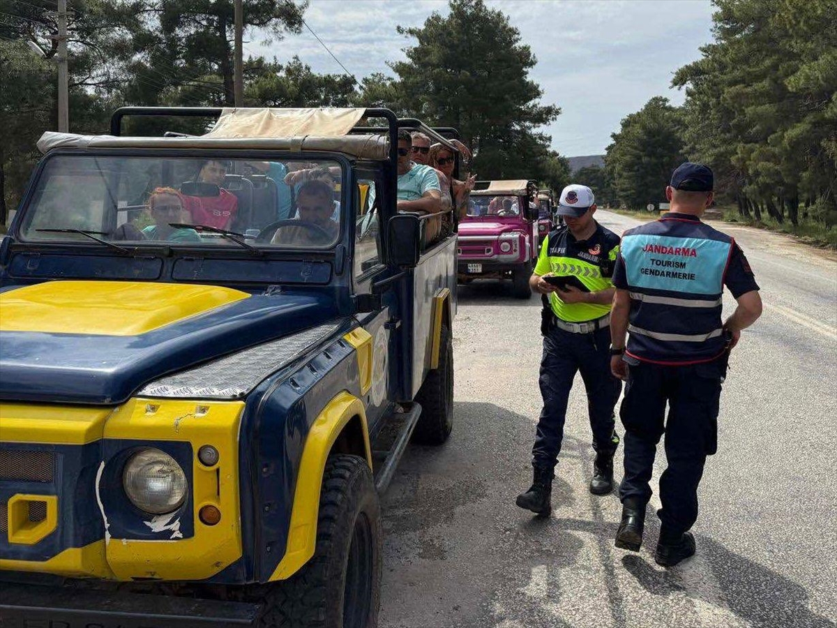 Marmaris'te cip safari araçları denetlendi