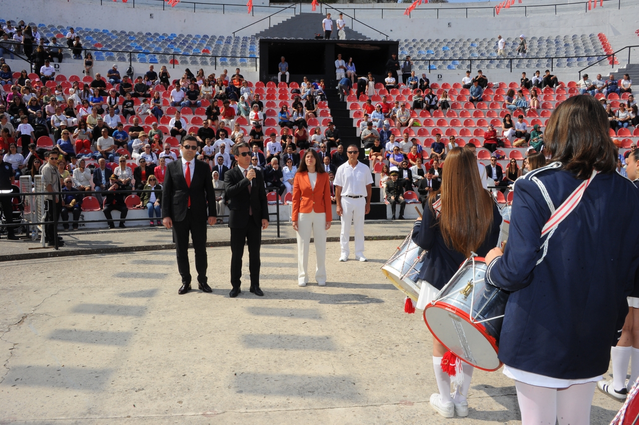 Çeşme'de 19 Mayıs Atatürk'ü Anma Gençlik ve Spor Bayramı kutlandı