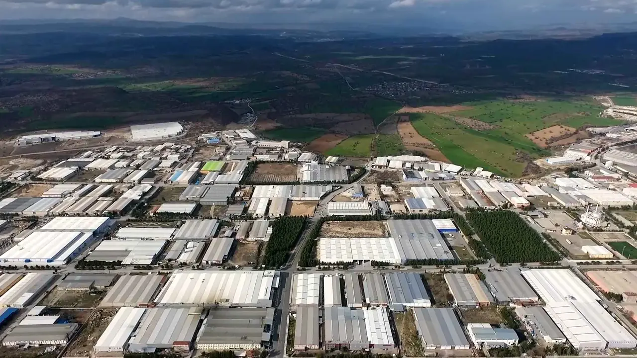 İzmir'in en büyük 100 sanayi kuruluşu açıklandı