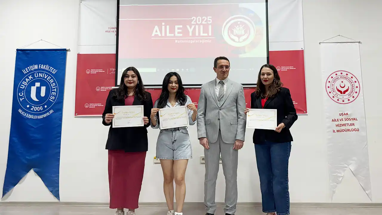 Öğrencilerinden Yaş Almış Bireyler İçin Renkli ve Anlamlı Etkinlik