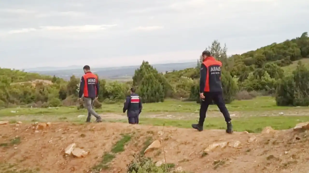 İzmir'de haber alınamayan kişi için gölette arama çalışması başlatıldı